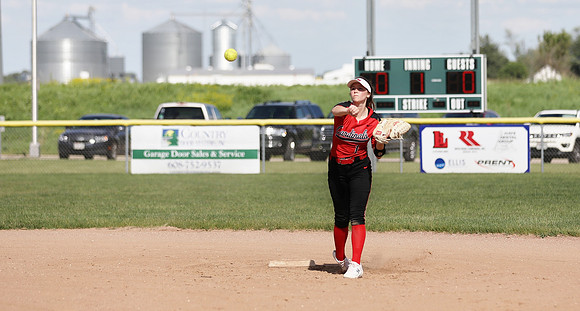 vs. Janesville Parker 5-26-21 (10)