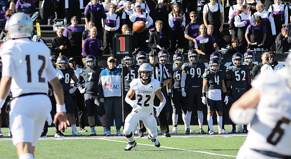 11-6-21 vs. UW Whitewater (55)