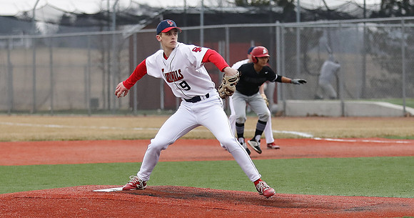 9 Evan Richmond  (35)