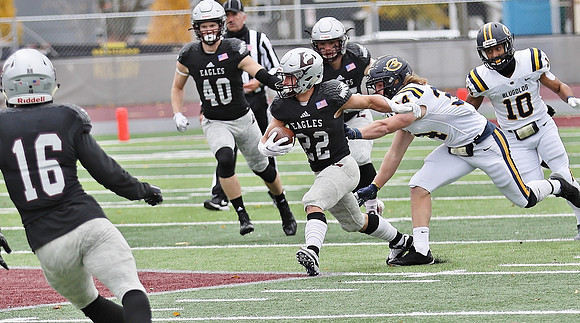 11-13-21 vs. UW Eau Claire  SENIOR DAY & ARMED FORCES DAY  (86)