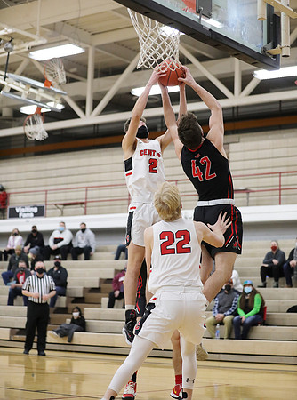 42 Addison Ostrenga vs. La Crosse Central  (4)