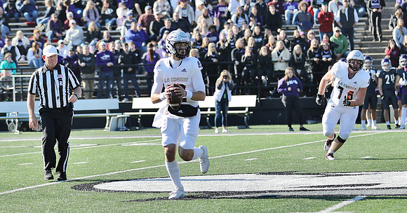 11-6-21 vs. UW Whitewater (51)