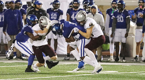 21  Jake Schara (39)