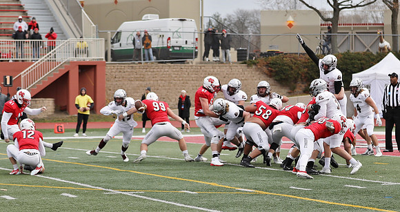 EAGLES vs. North Central Illinois Round 2 Playoff 11-27-21 (32)