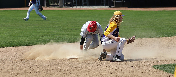 5-7-22 vs. Madison East Game 2  (50)