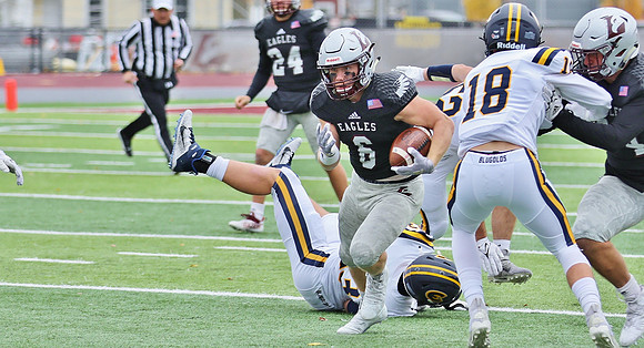 11-13-21 vs. UW Eau Claire  SENIOR DAY & ARMED FORCES DAY  (64)