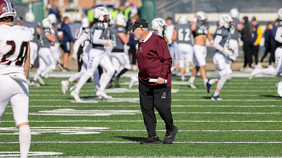 Coach Mike Anderson (1)