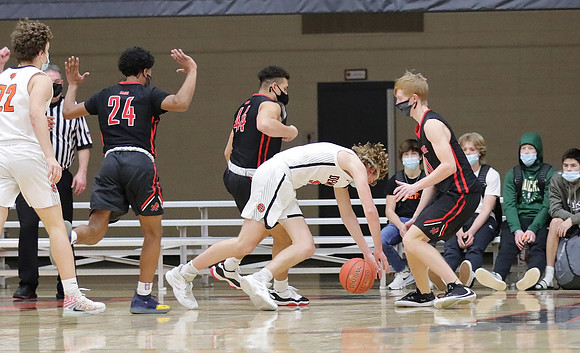 30 Andy Bergquist vs. Burlington  (3)