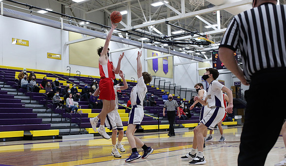 Freshman Red vs. Oconomowoc 2-6-21 (80)